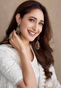 pragya jaiswal_teluguvox 11
